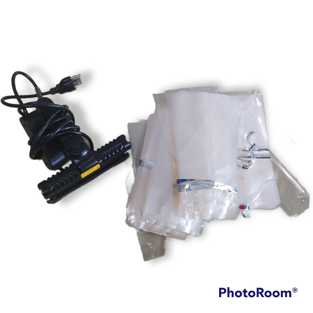U-Line H-1069 Handheld Bag Sealer With 4"×8" Bags